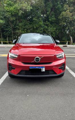 VOLVO C40 P8 RECHARGE PURE ELECTRIC AWD em Jundiaí, SP