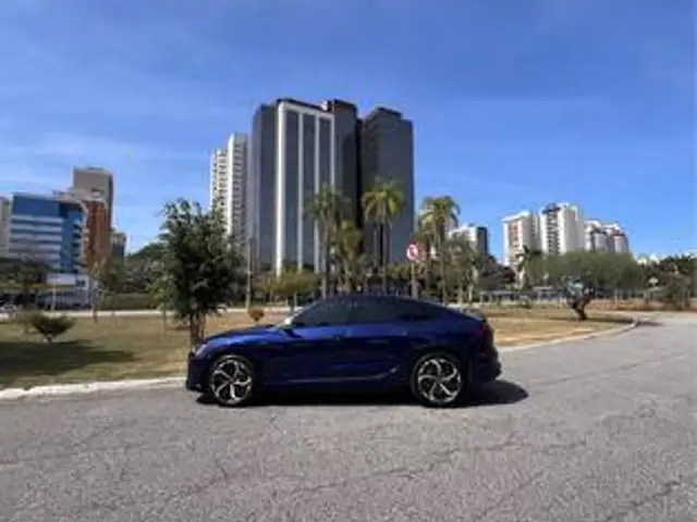 AUDI E-TRON ELÉTRICO SPORTBACK PERFORMANCE BLACK QUATTRO em São José dos Campos, SP