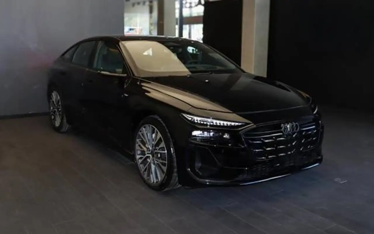 AUDI A6 E-TRON 100 KW ELÉTRICO SPORTBACK PERFORMANCE BLACK — foto 1 de 20