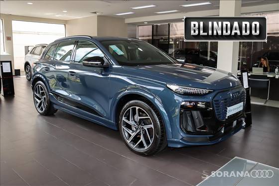 AUDI Q6 E-TRON 100 KW ELÉTRICO PERFORMANCE BLACK QUATTRO em São Paulo, SP