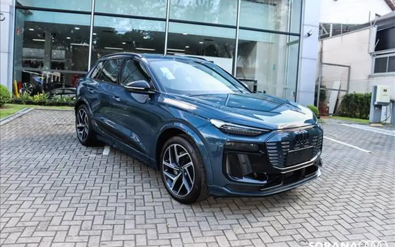 AUDI Q6 E-TRON 100 KW ELÉTRICO PERFORMANCE BLACK QUATTRO — foto 1 de 20
