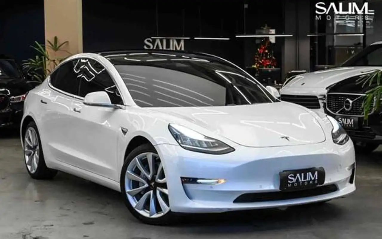 TESLA MODEL 3 ELÉTRICO AWD PERFORMANCE — foto 1 de 15