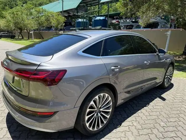 AUDI E-TRON ELÉTRICO SPORTBACK PERFORMANCE BLACK QUATTRO em Rio de Janeiro, RJ