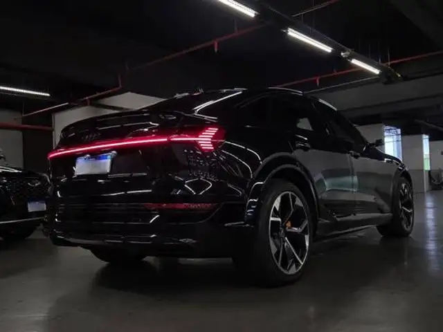 AUDI E-TRON ELÉTRICO SPORTBACK S QUATTRO em Brasília, DF