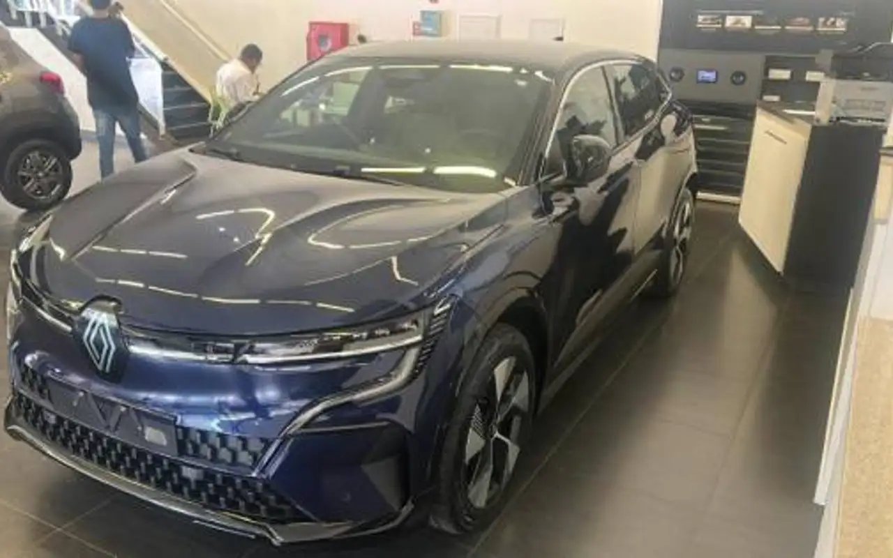 RENAULT MEGANE 60 KW ELÉTRICO E-TECH EV60 — foto 1 de 17