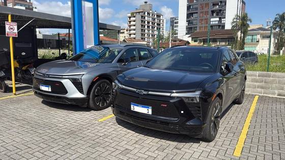 CHEVROLET BLAZER EV 102 KW ELÉTRICO RS em Joinville, SC
