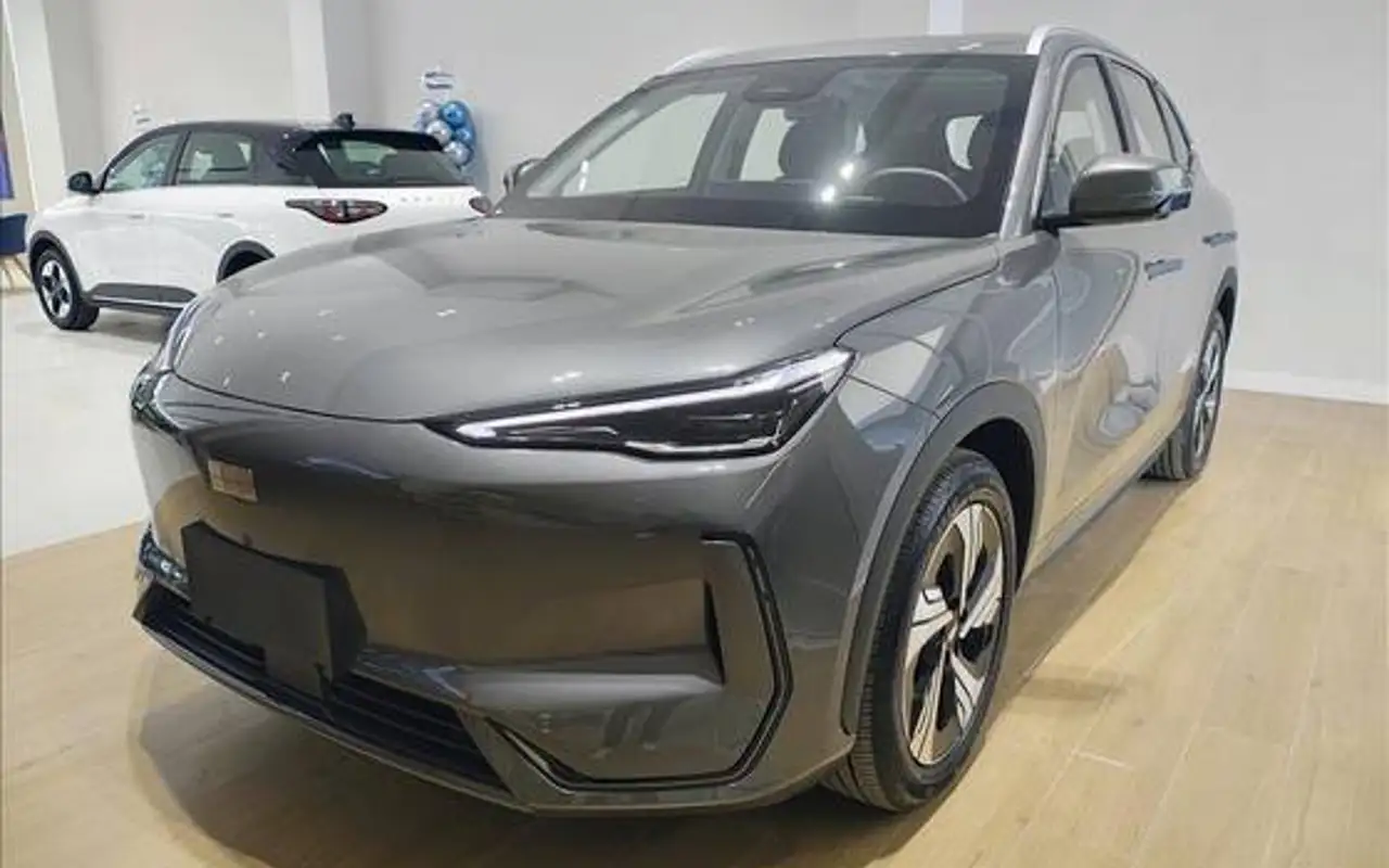 GEELY EX5 60,22 KW ELÉTRICO MAX — foto 1 de 17