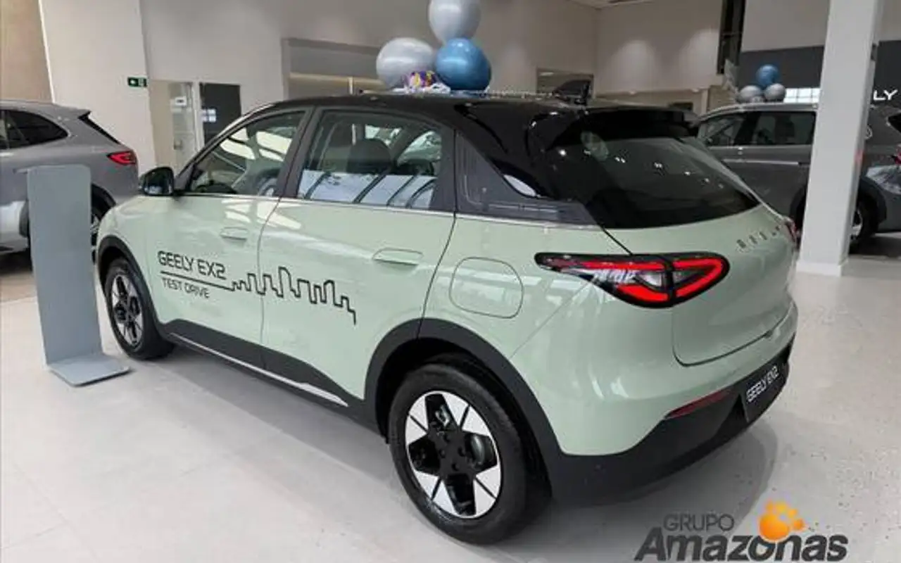GEELY EX2 39,4 KW ELÉTRICO MAX — foto 1 de 20