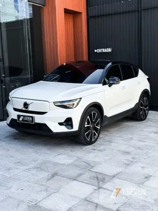 VOLVO C40 P8 RECHARGE PURE ELECTRIC AWD em Vila Velha, ES