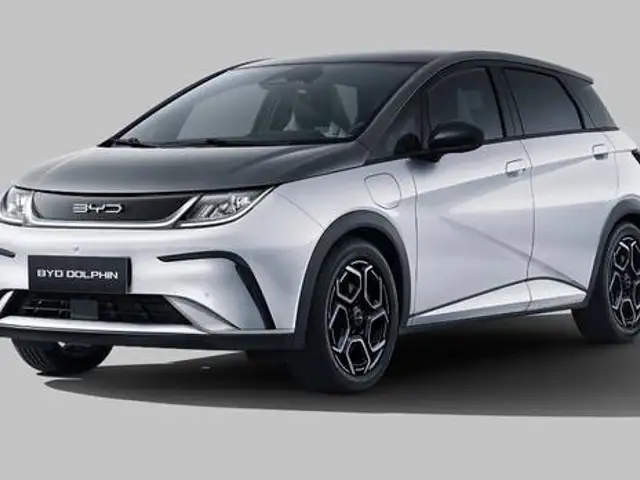 BYD DOLPHIN 44,9 KW ELÉTRICO GS em Balneário Camboriú, SC