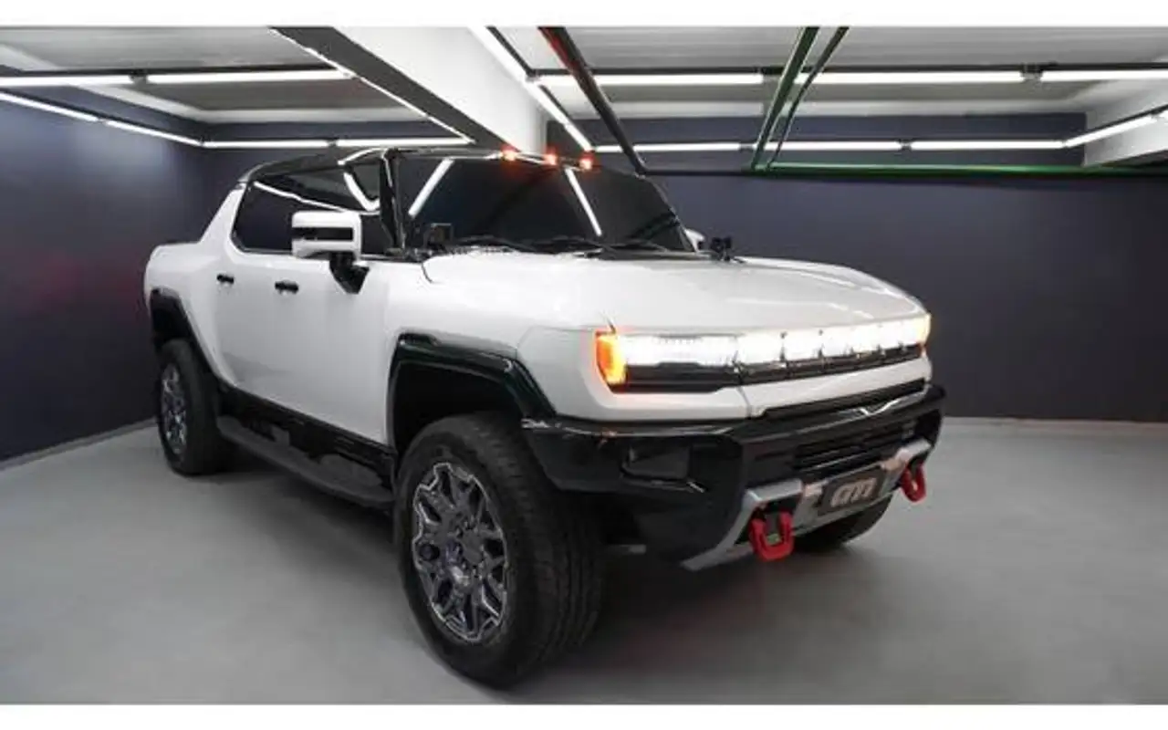 GMC HUMMER 212,7 KW EV PICKUP 3X 4X4 — foto 1 de 20