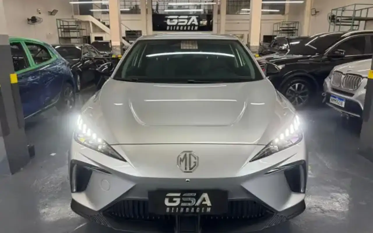 MG 4 64 KW ELÉTRICO LUXURY — foto 1 de 20