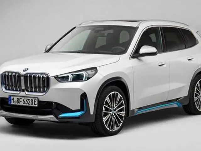 BMW iX1 ELÉTRICO XDRIVE30 M SPORT em Balneário Camboriú, SC