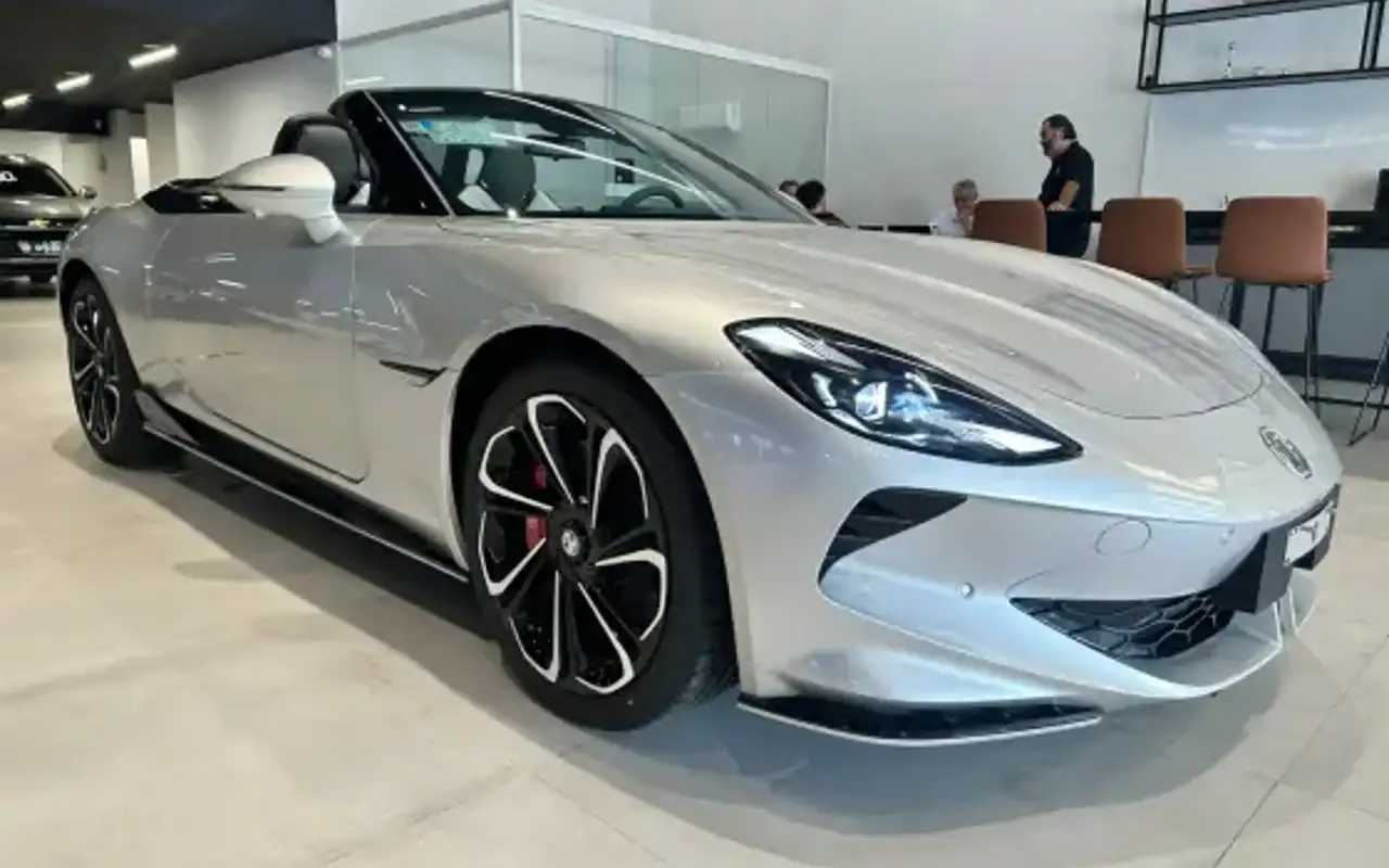 MG CYBERSTER 77 KW ELÉTRICO GT AWD — foto 1 de 9