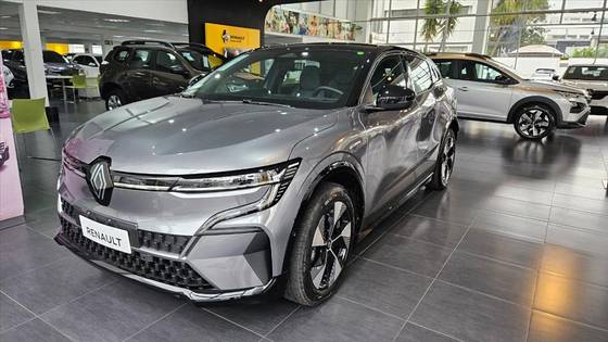 RENAULT MEGANE 60 KW ELÉTRICO E-TECH EV60 em São Paulo, SP