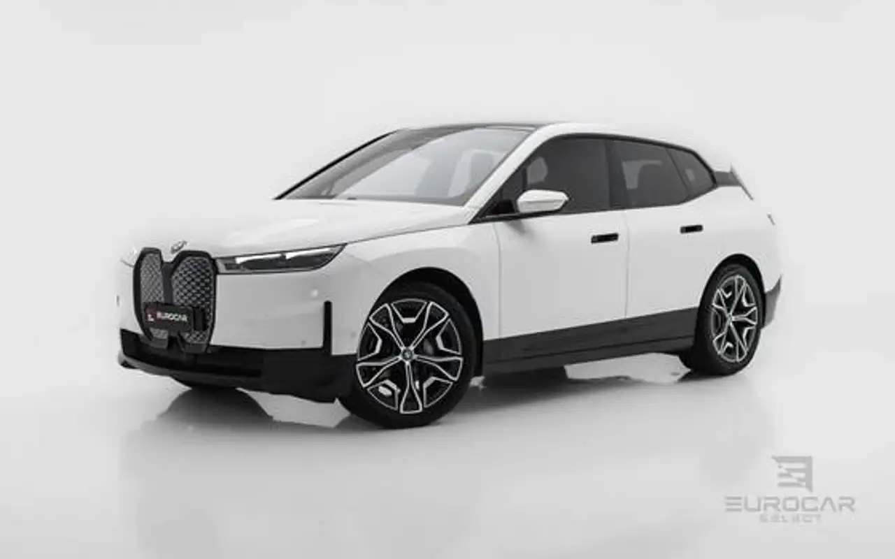 BMW iX ELÉTRICO XDRIVE40 — foto 1 de 16