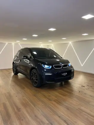 BMW i3 ELÉTRICO eDRIVE BEV FULL AUTOMÁTICO em Fortaleza, CE