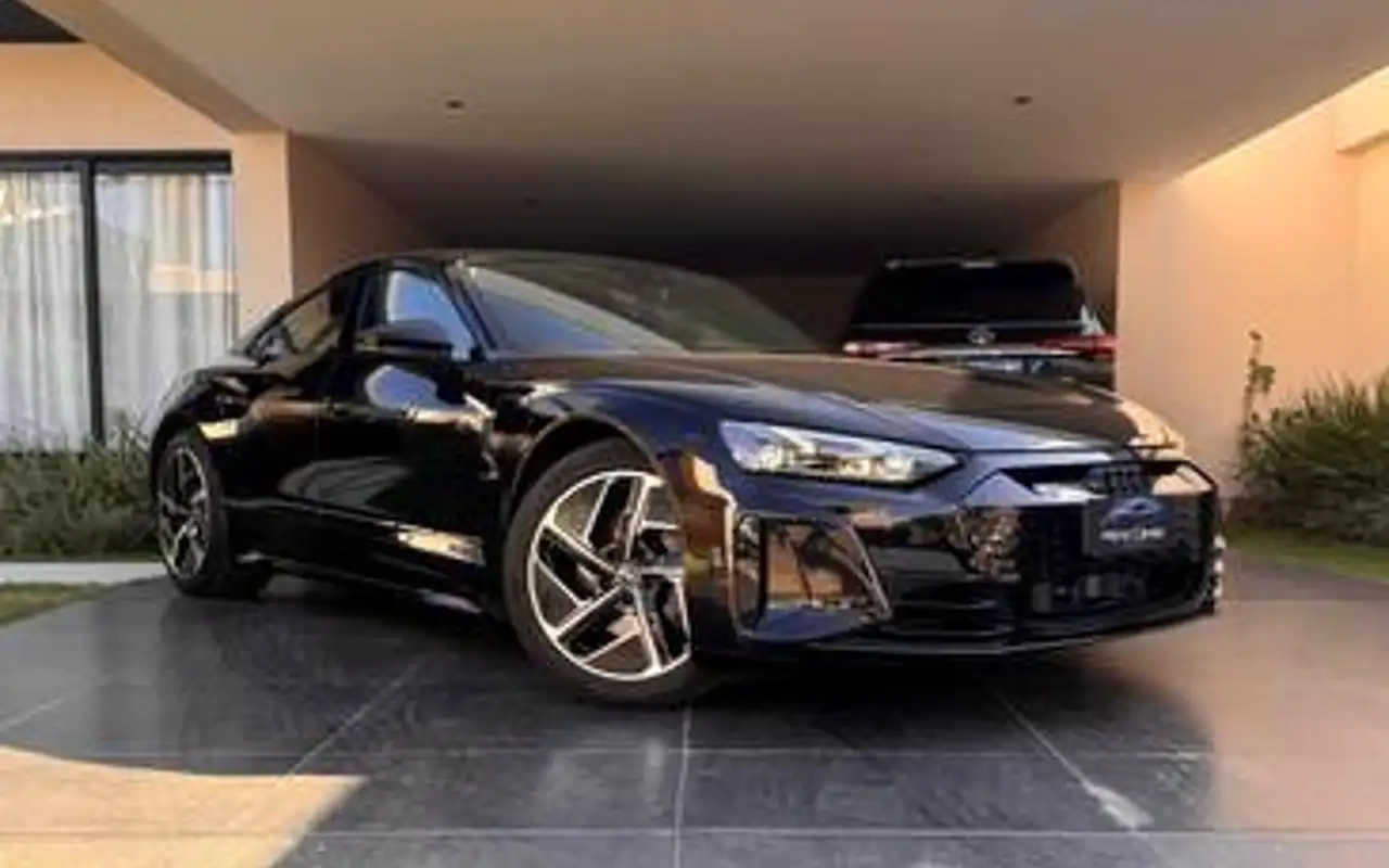 AUDI E-TRON GT ELÉTRICO SPORTBACK QUATTRO — foto 1 de 8