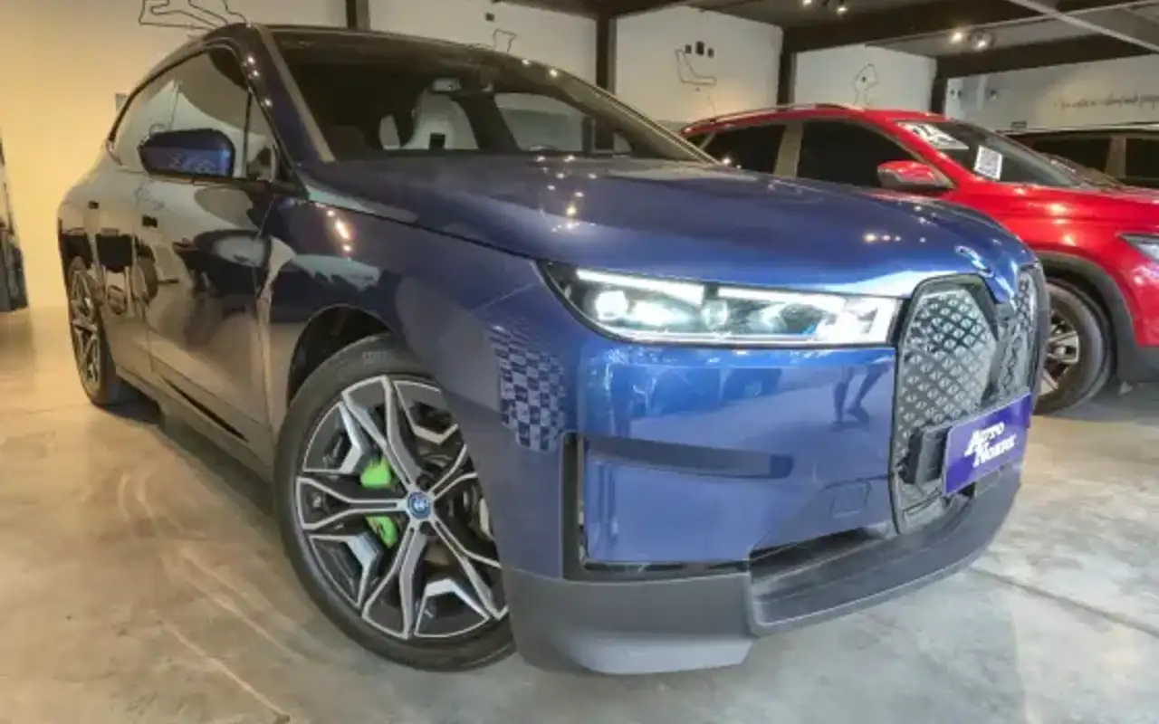 BMW iX ELÉTRICO XDRIVE40 — foto 1 de 17