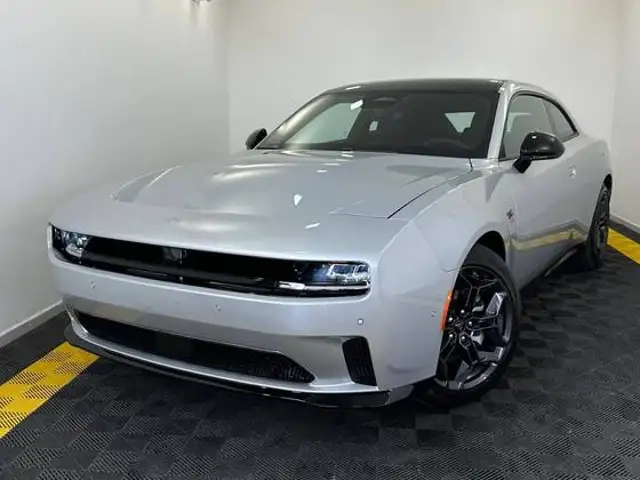 DODGE CHARGER 100,2 KW ELÉTRICO DAYTONA R/T AWD em Blumenau, SC
