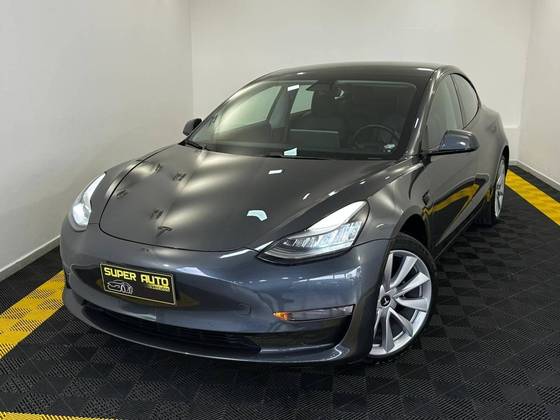 TESLA MODEL 3 ELÉTRICO AWD PERFORMANCE em Blumenau, SC