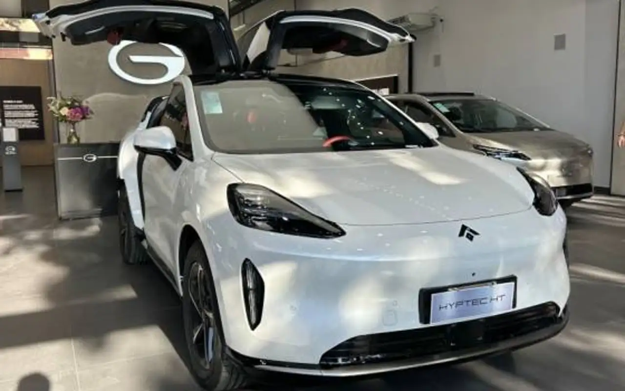 GAC HYPTEC HT 72,7 KW ELÉTRICO ULTRA — foto 1 de 19