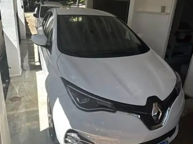 RENAULT ZOE Z.E. 50 INTENSE ELÉTRICO em Curitiba, PR