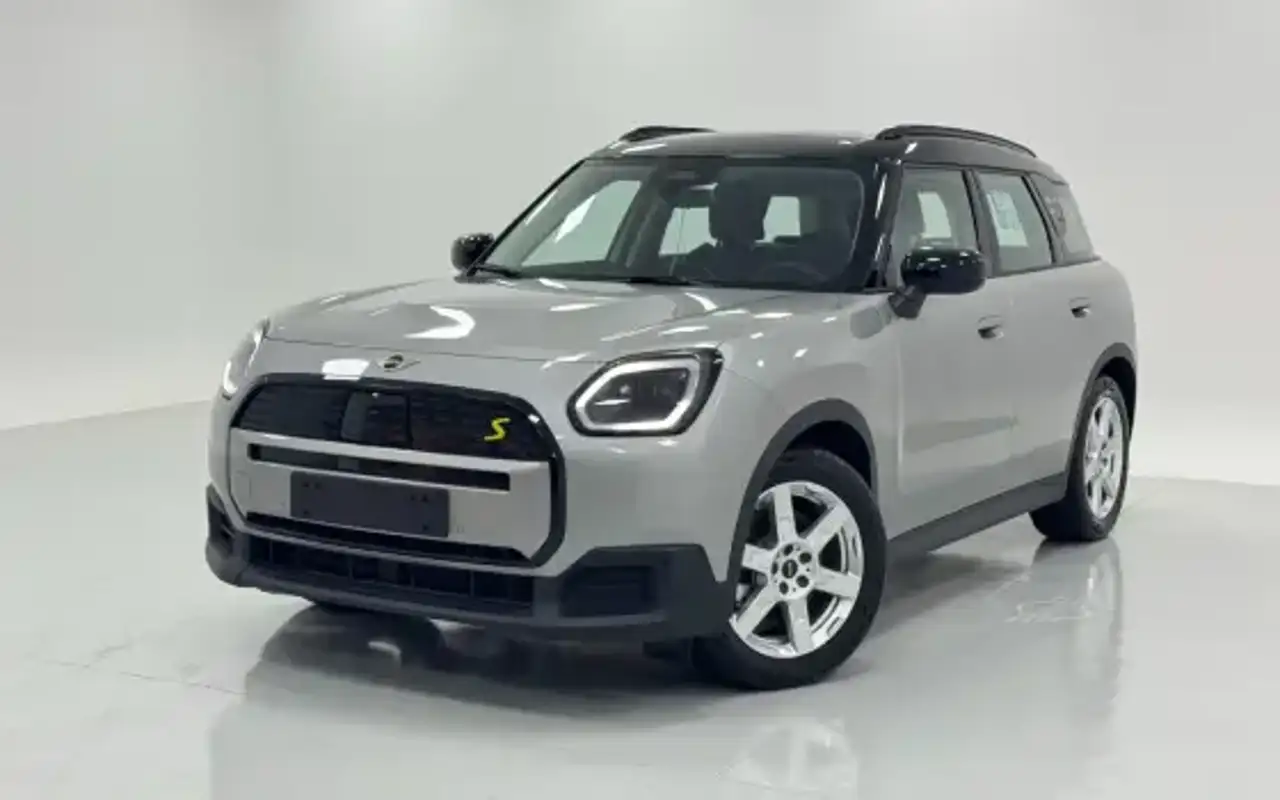 MINI COUNTRYMAN 66,45 KW ELÉTRICO SE EXCLUSIVE ALL4 — foto 1 de 19