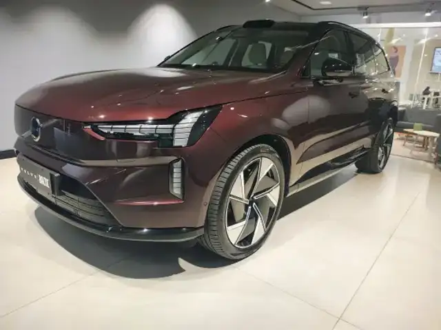 VOLVO EX90 P8 RECHARGE TWIN ELECTRIC PERFORMANCE ULTRA AWD em Barueri, SP