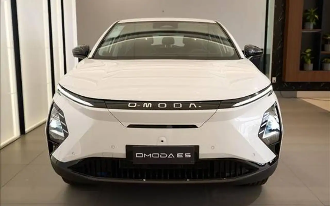 OMODA E5 61,1 KW ELÉTRICO — foto 1 de 12