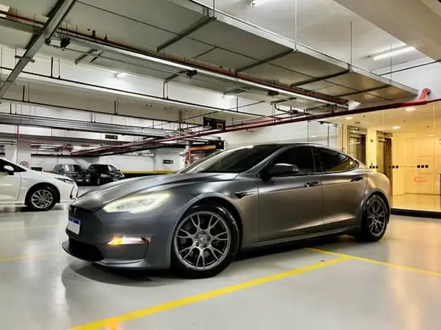 TESLA MODEL S ELÉTRICO PLAID em São Paulo, SP