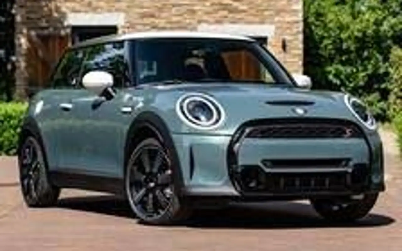 MINI COOPER SE MULTITONE EDITION 2P ELÉTRICO — foto 1 de 2