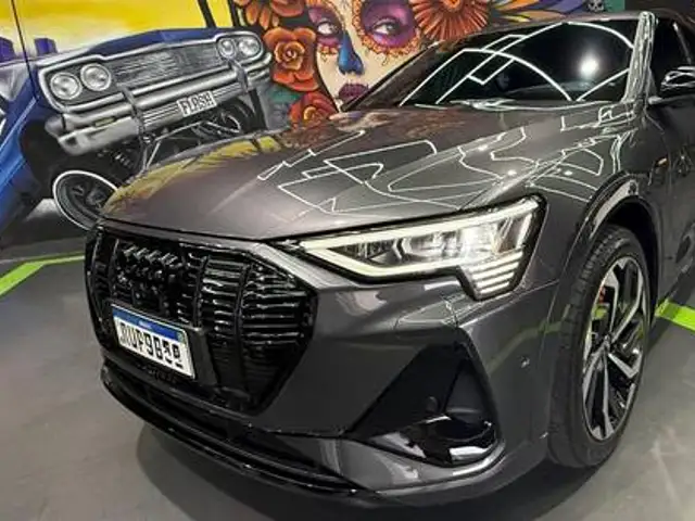 AUDI E-TRON ELÉTRICO SPORTBACK PERFORMANCE QUATTRO em Goiânia, GO