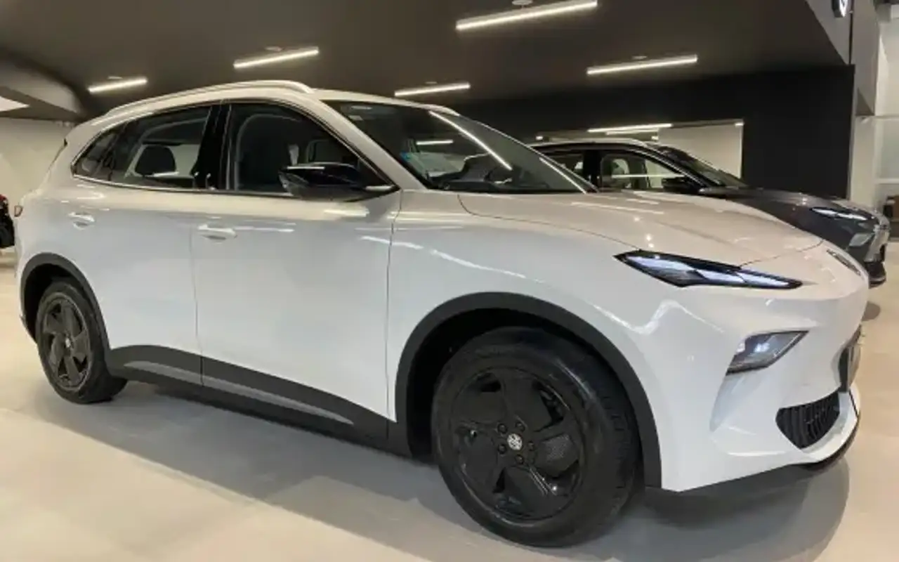 MG S5 64 KW ELÉTRICO COMFORT — foto 1 de 9