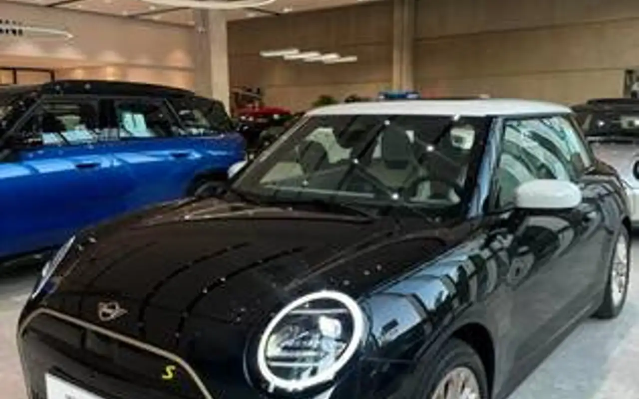 MINI COOPER 49,2 KW ELÉTRICO 2P SE — foto 1 de 5
