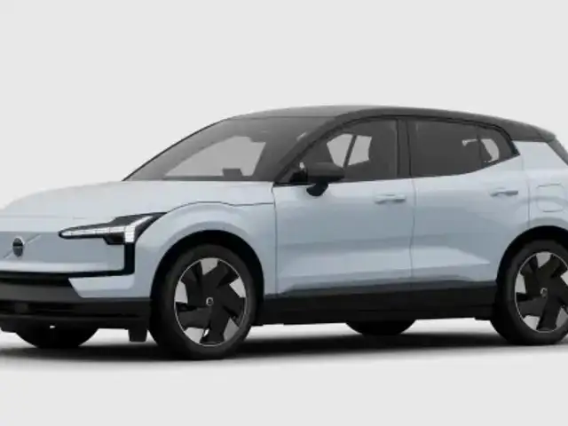 VOLVO EX30 51 KW ELÉTRICO PLUS em Sinop, MT