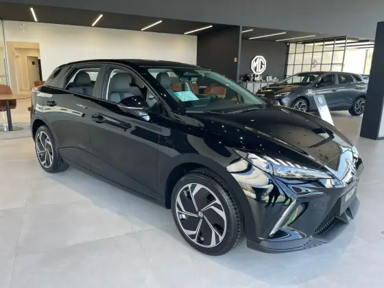 MG 4 64 KW ELÉTRICO LUXURY em Curitiba, PR