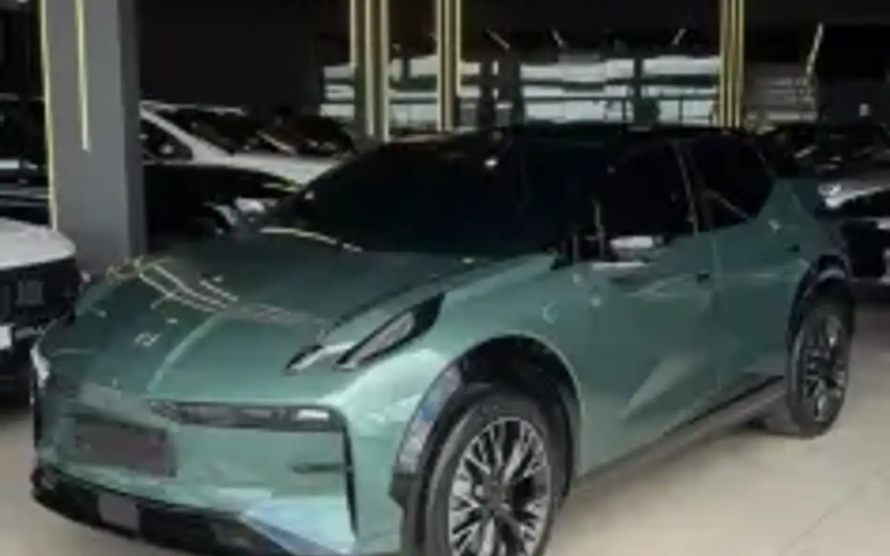 ZEEKR X 66 KW ELÉTRICO FLAGSHIP AWD — foto 1 de 8