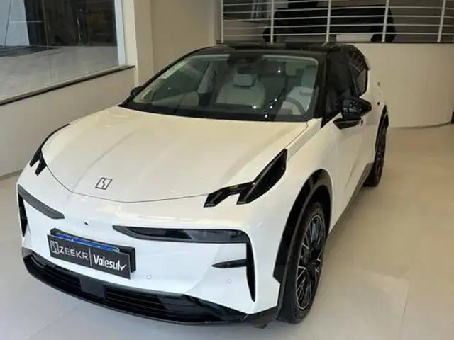 ZEEKR X 66 KW ELÉTRICO FLAGSHIP AWD em Londrina, PR