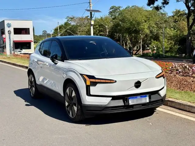 VOLVO EX30 69 KW ELÉTRICO ULTRA em São Paulo, SP