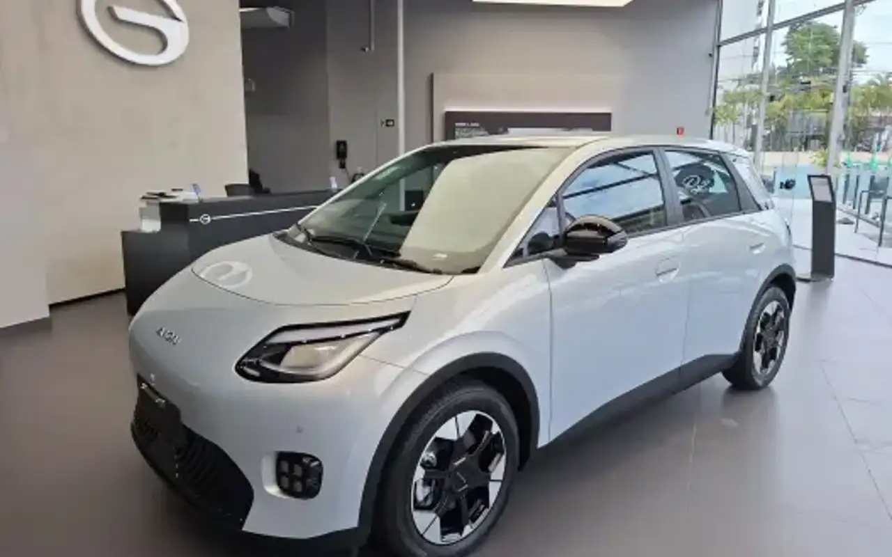 GAC AION UT 44,12 KW ELÉTRICO PREMIUM — foto 1 de 20