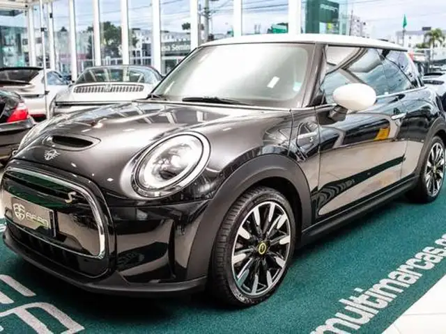MINI COOPER SE EXCLUSIVE 2P ELÉTRICO em Curitiba, PR