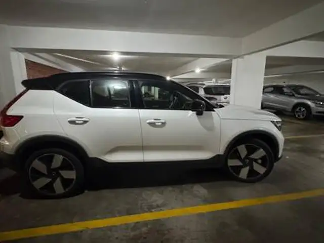 VOLVO XC40 P8 RECHARGE TWIN ELECTRIC ULTIMATE AWD em Porto Alegre, RS