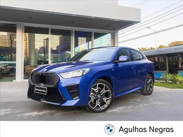 BMW iX2 64,8 KW ELÉTRICO XDRIVE30 M SPORT em São Bernardo do Campo, SP