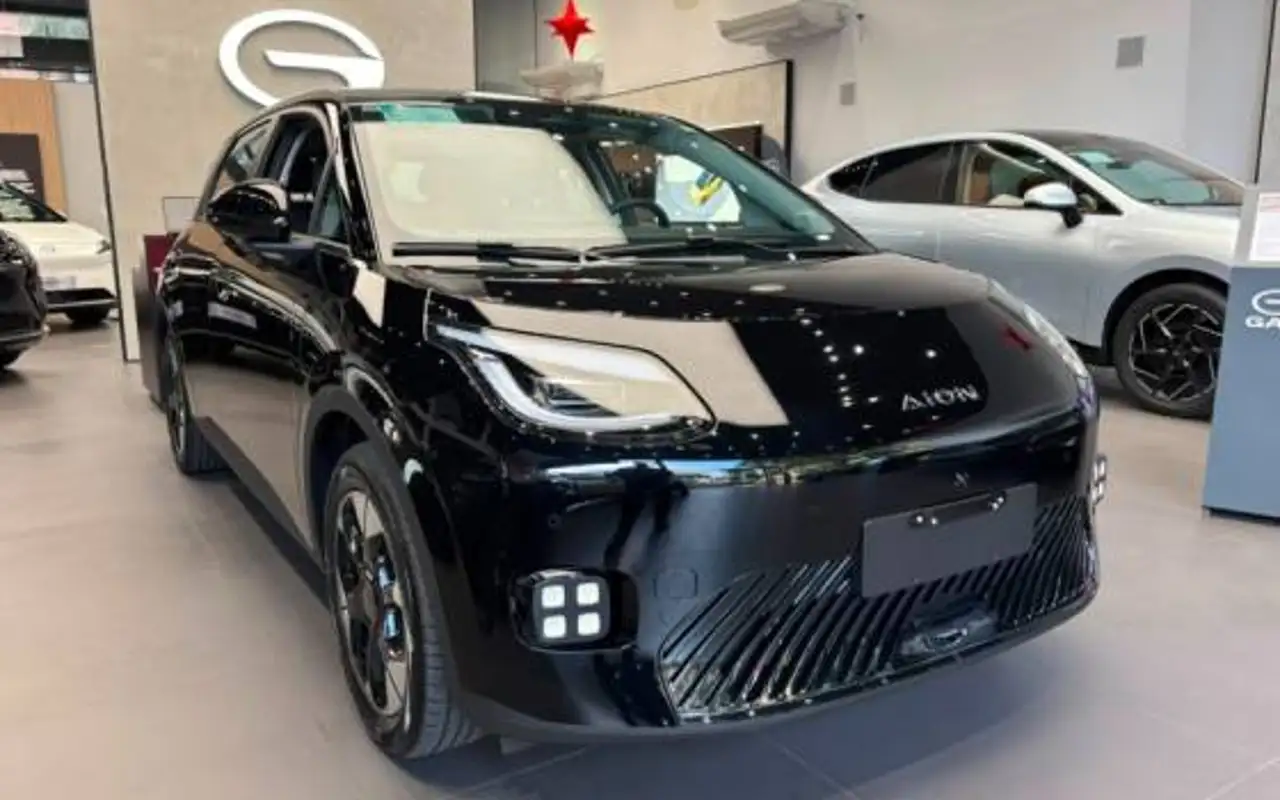 GAC AION UT 44,12 KW ELÉTRICO PREMIUM — foto 1 de 18