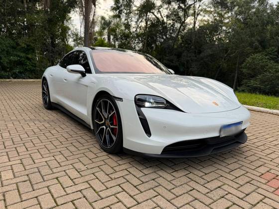 PORSCHE TAYCAN 4S ELÉTRICO em Rio do Sul, SC