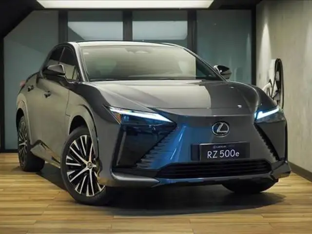LEXUS RZ 500e 77 KW ELÉTRICO AWD em São Paulo, SP