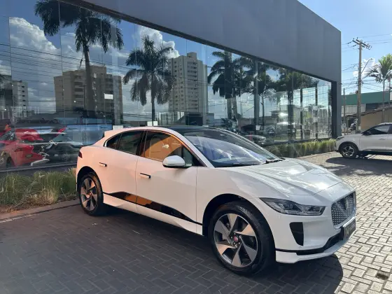 JAGUAR I-PACE 90 KW EV400 SE AWD ELÉTRICO em Goiânia, GO