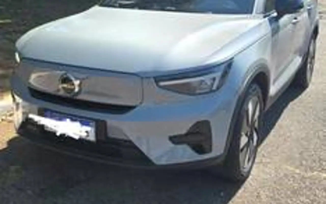 VOLVO EX40 P6 RECHARGE ELECTRIC PLUS — foto 1 de 8