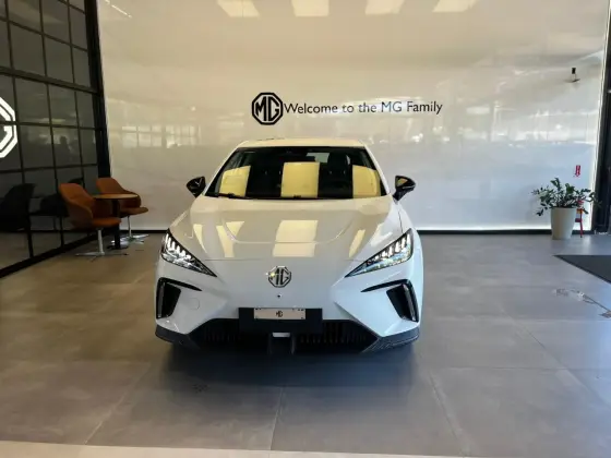 MG 4 64 KW ELÉTRICO LUXURY em Florianópolis, SC